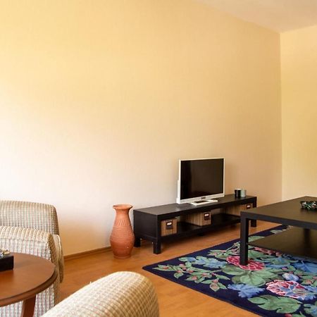Lovely Flat Near Public Transportation In Измир Экстерьер фото